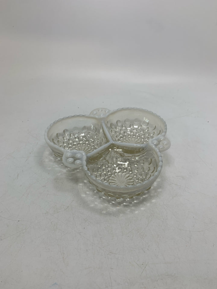 SMALL HOBNAIL DISH W/ WHITE EDGES.