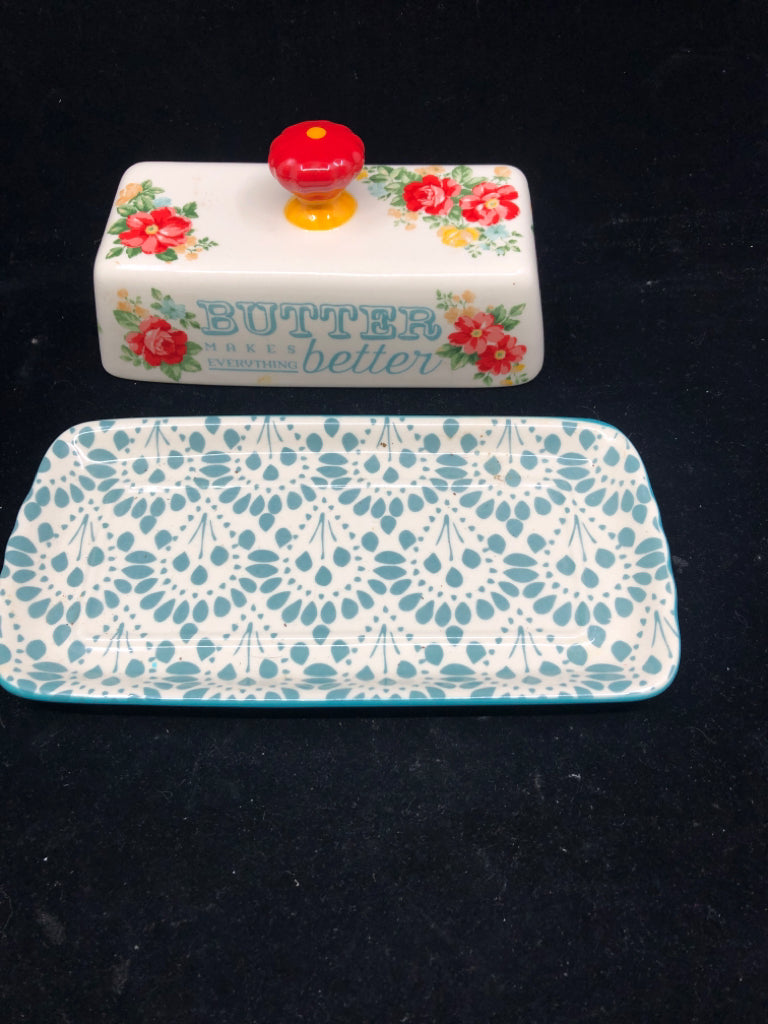 CERAMIC BUTTER DISH W/RED ROSES.