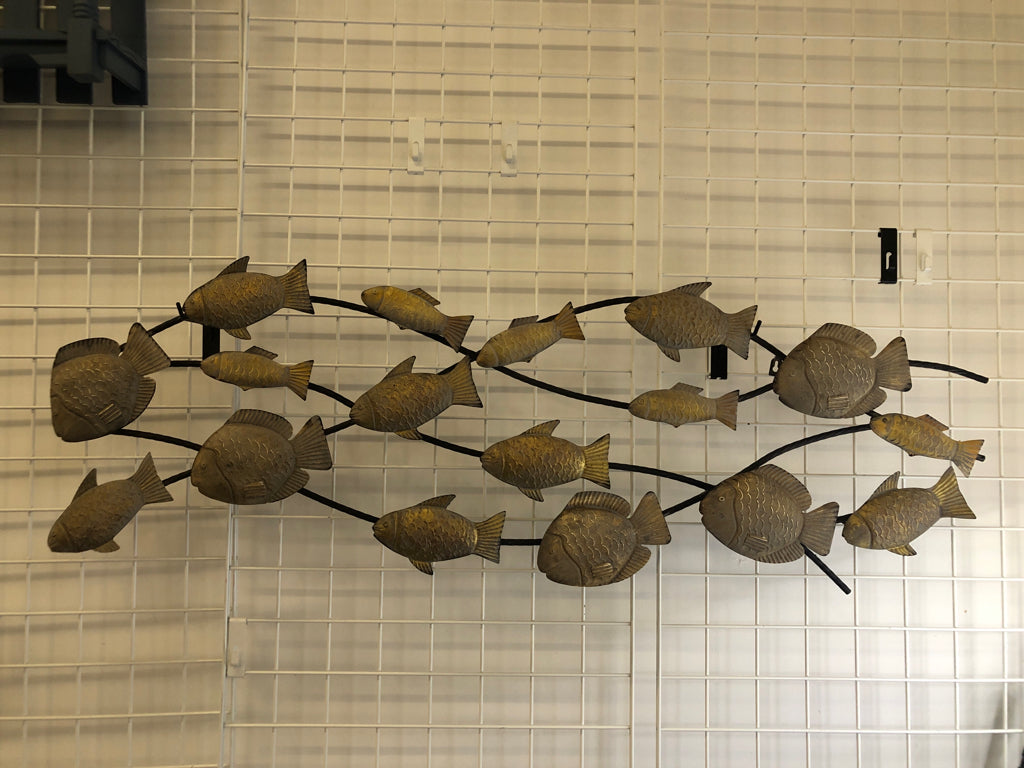 LIGHT METAL SCHOOL OF FISH WALL ART.
