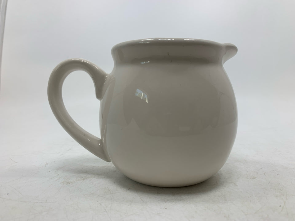 'POUR' CREAMER.