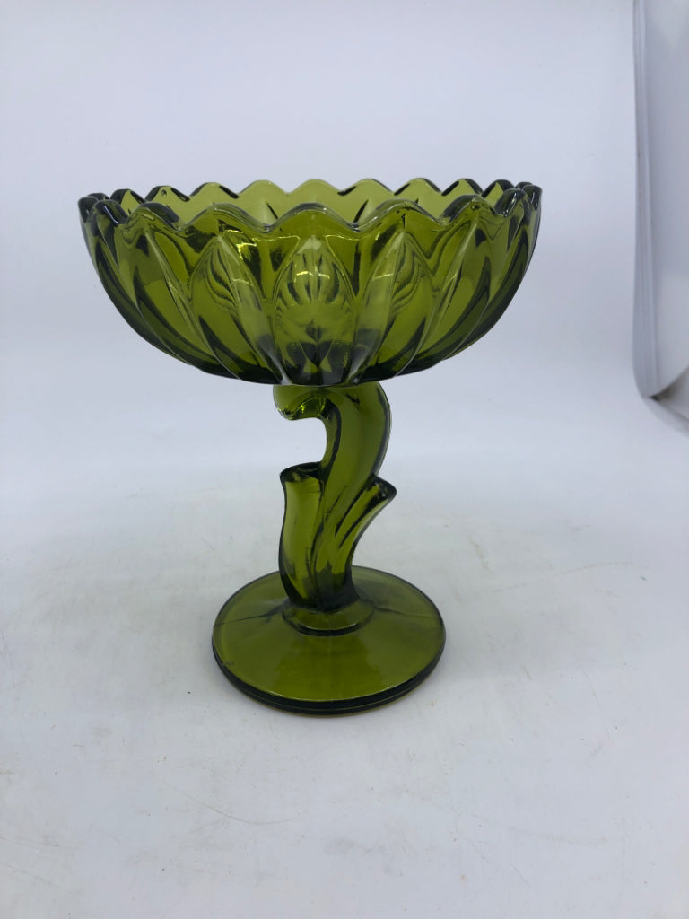 VTG GREEN GLASS FLOWER SHAPED CANDY DISH.