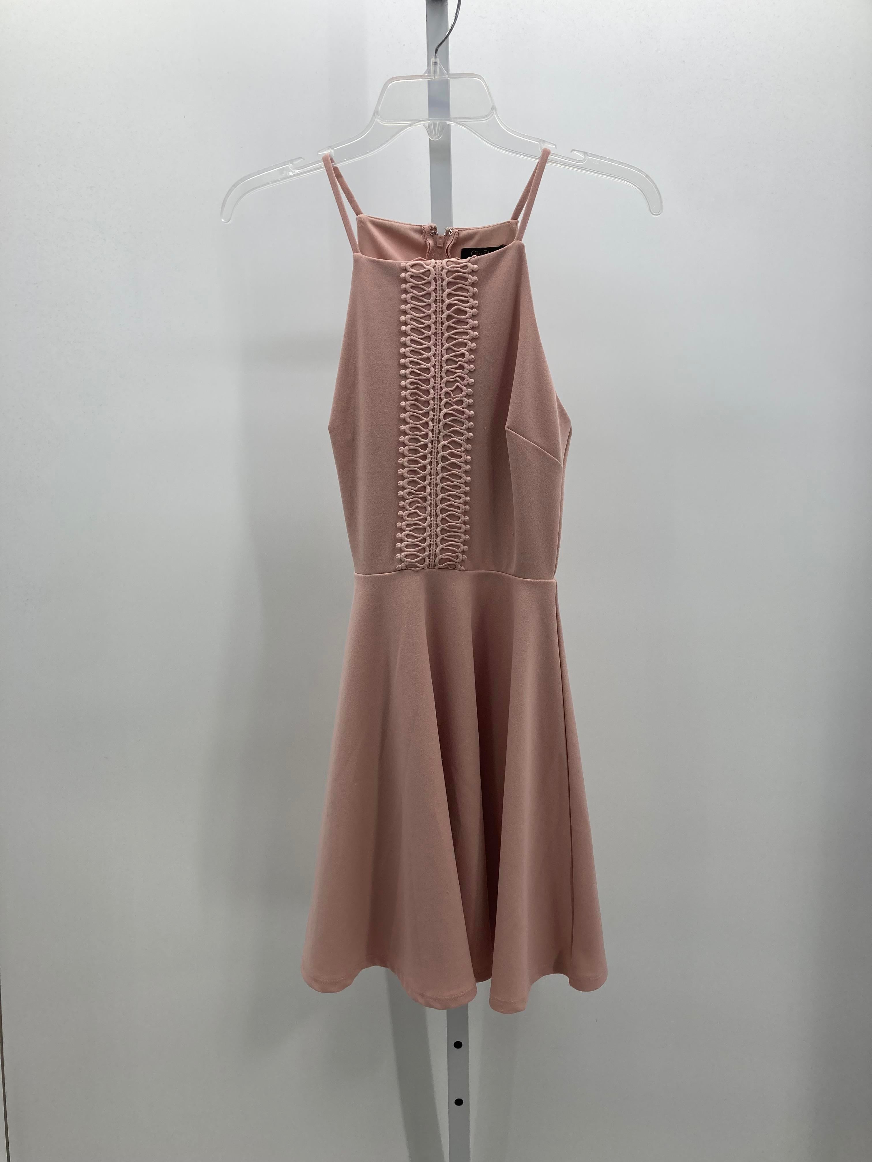 City Studio Size 3 Juniors Sleeveless Dress