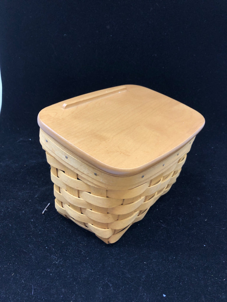 2003 BASKET W WOOD TOP AND PLASTIC LINER.