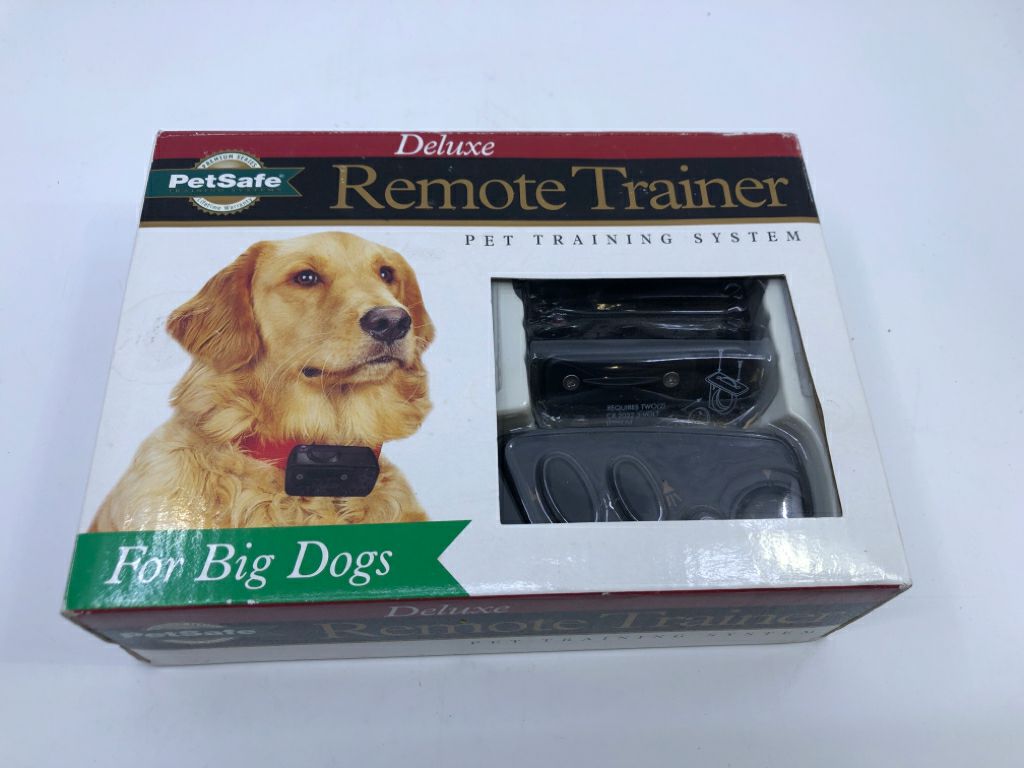 NIB REMOTE TRAINER FOR BIG DOGS PETSAFE