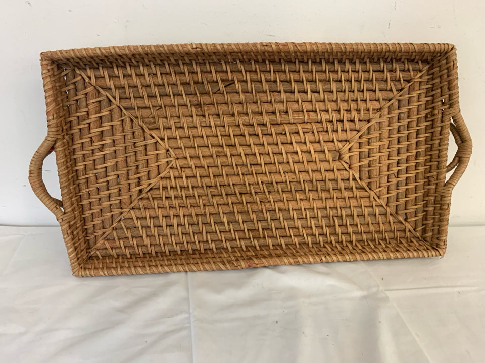 LONG DARK TIGHTLY WOVEN TRAY.