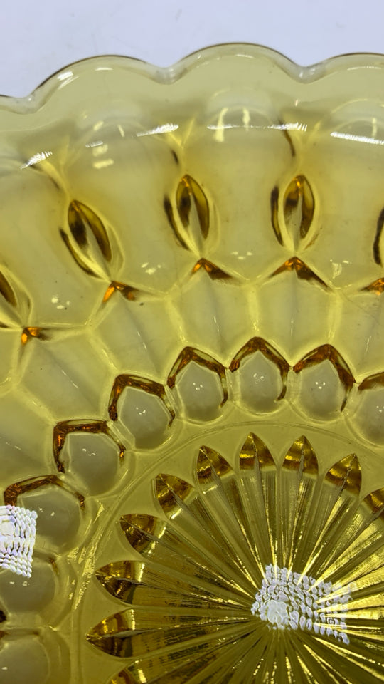 VTG GLASS SCALLOP-EDGE PLATTER.