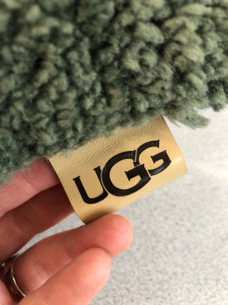 UGG GREEN/TAN FABRIC PILLOW.