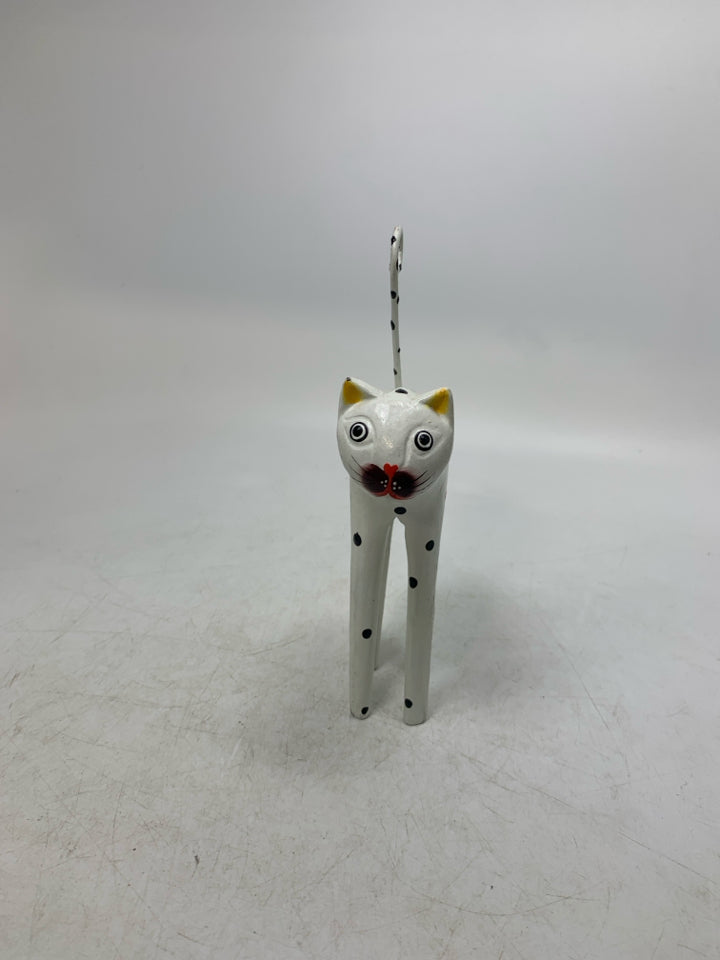 WHITE WOOD CAT W/ LONG LEGS.
