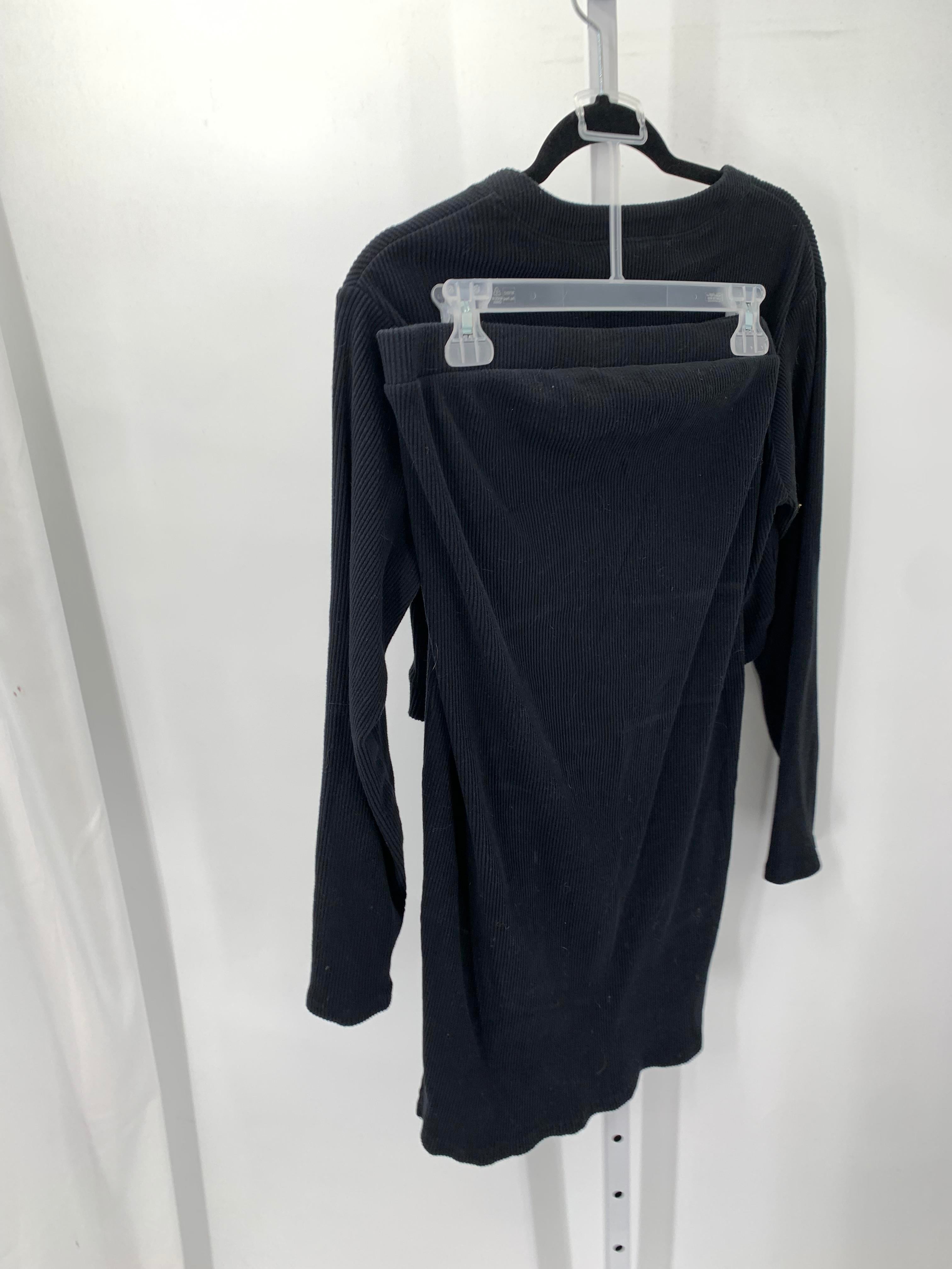 Isabel Black Size Medium Maternity 2 Piece Set