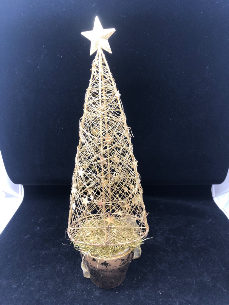 GOLD WIRE TREE IN GOLD PLANTER.