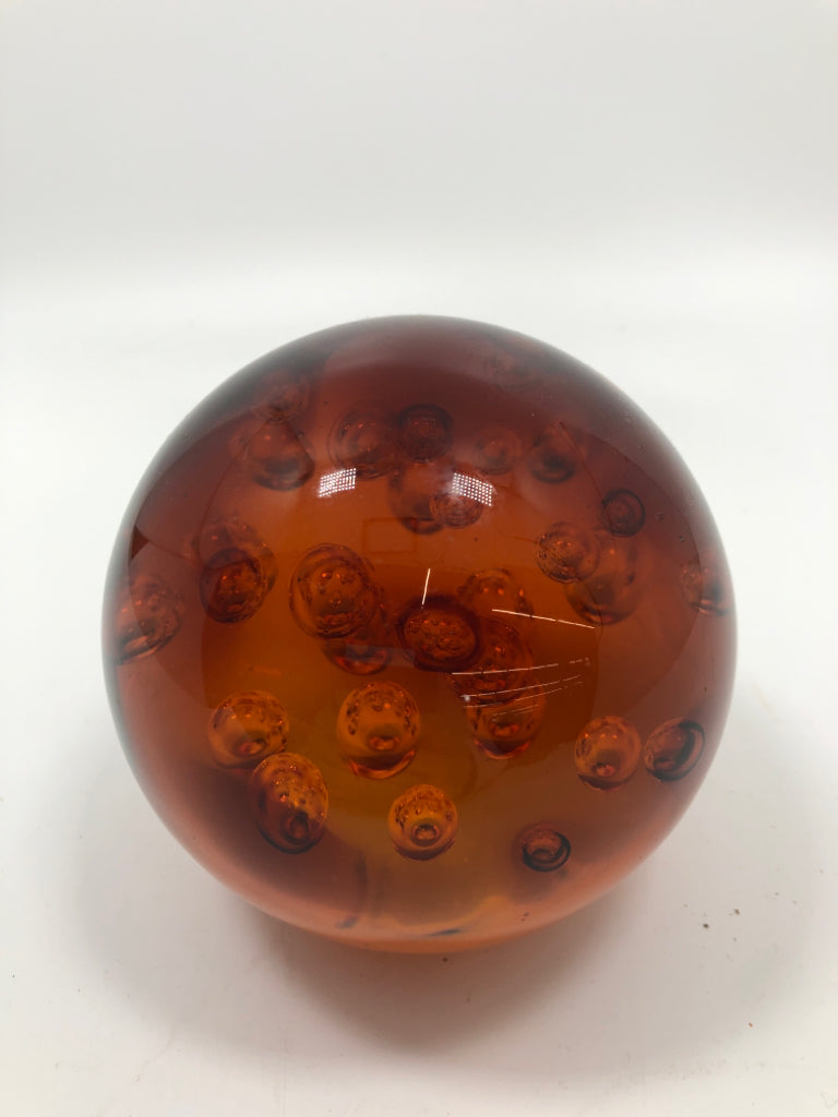 LG AMBER GLASS BUBBLE PAPER WEIGHT.