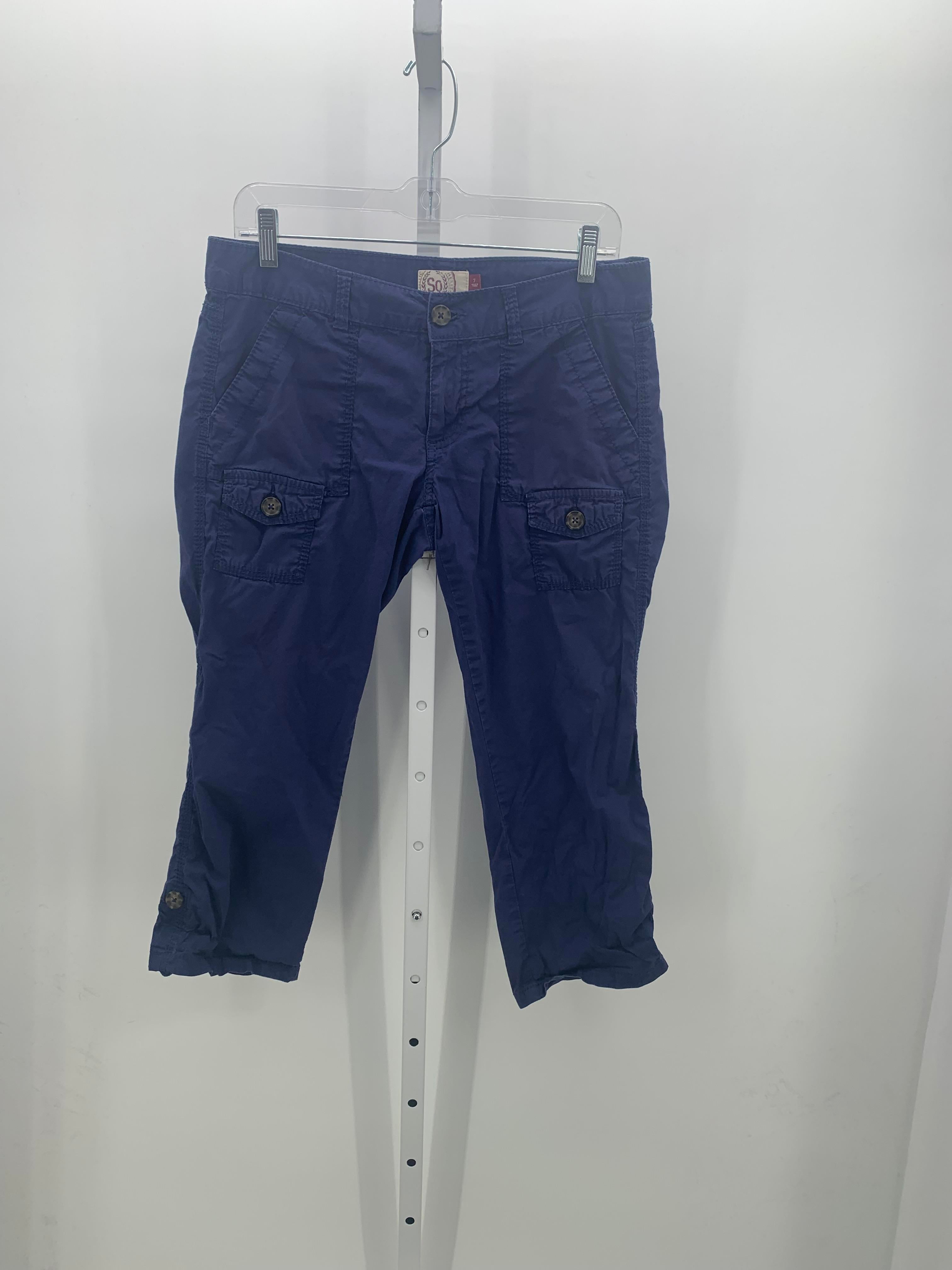 SO Size 7 Juniors Capri