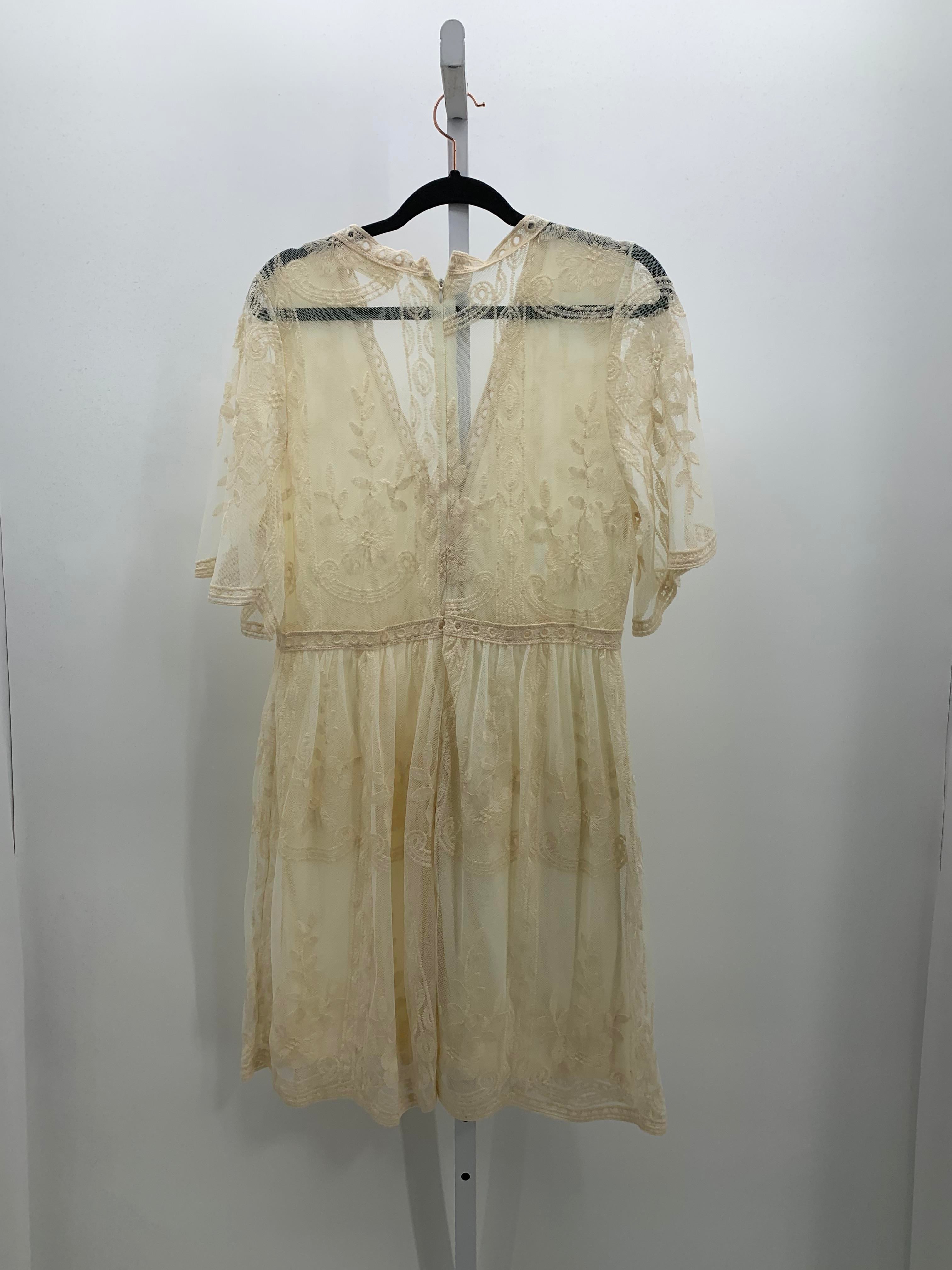 Size Extra Large Misses Short Sleeve Dress