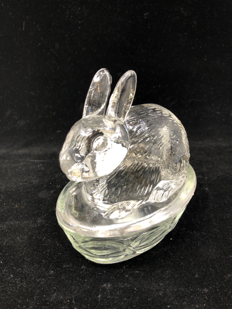 CLEAR GLASS BUNNY CANDY JAR W/LID.