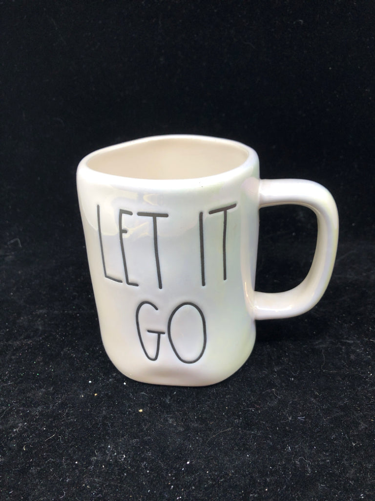 LET IT GO ELSA FROZEN MUG.