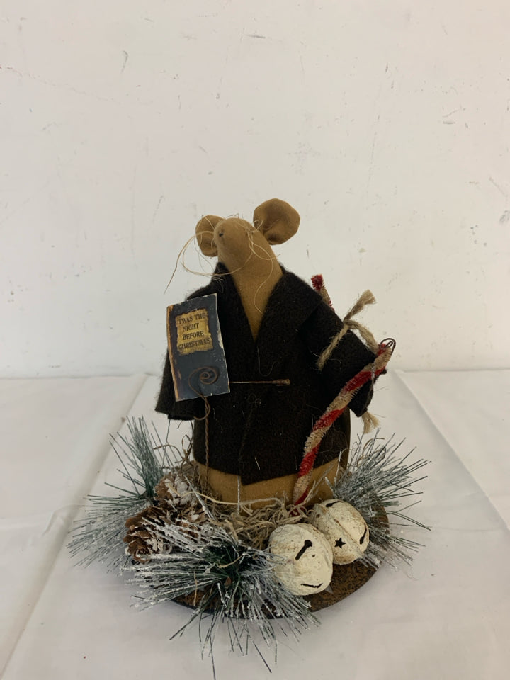 PRIMITIVE CHRISTMAS MOUSE ON STAND.