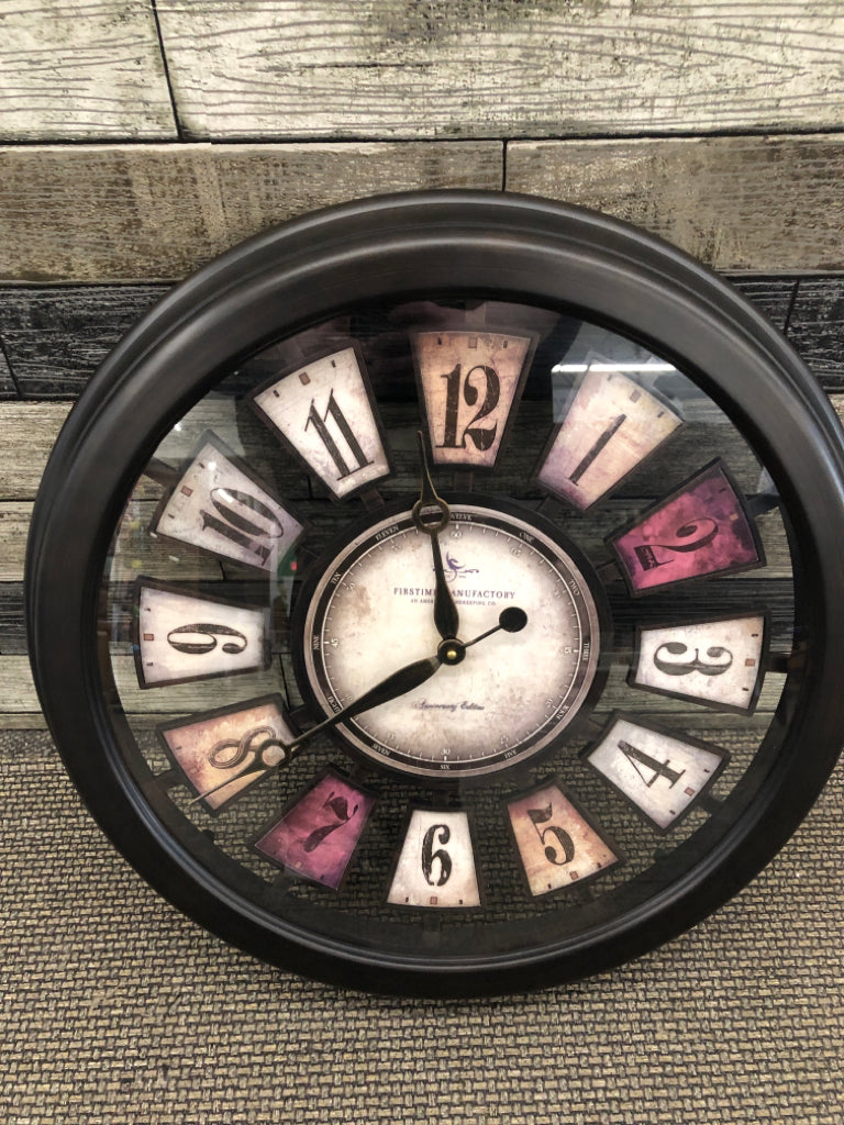 NUMERAL PLAQUES WALL CLOCK W/METALLIC BLACK FINISH FIRST TIME & CO.