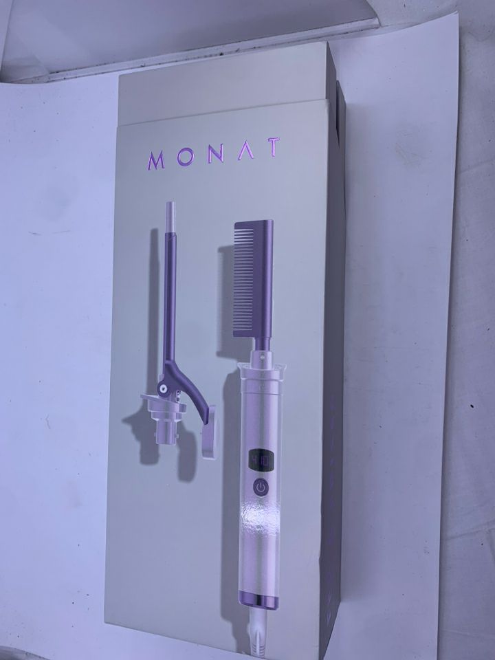 NIB MONAT SLEEK & CURLED HOT COMB.