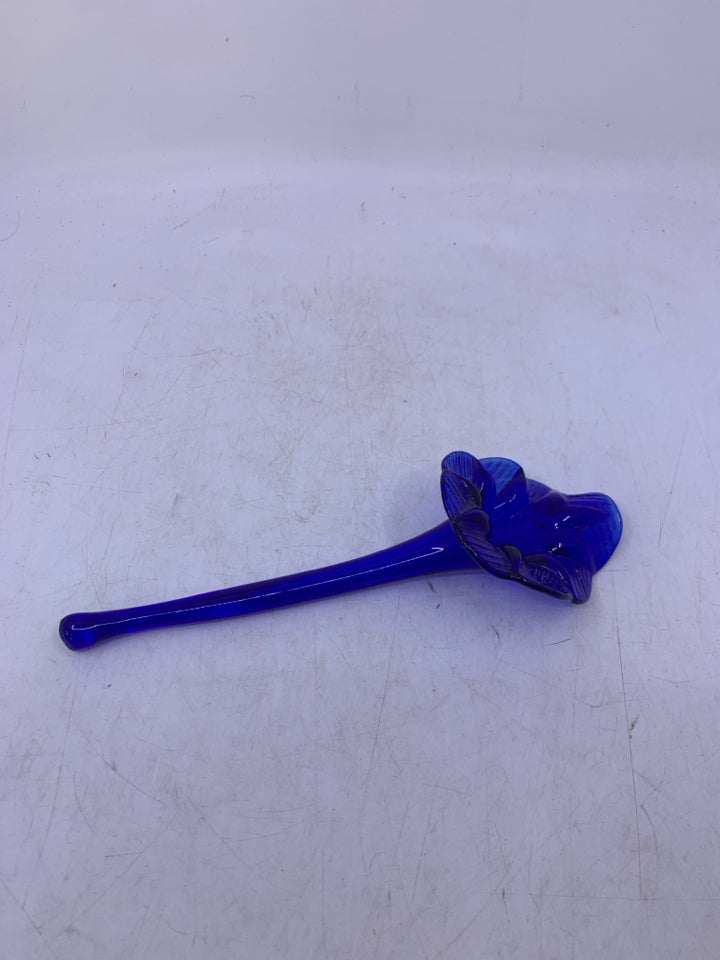 COBALT BLUE BLOWN GLASS FLOWERS.