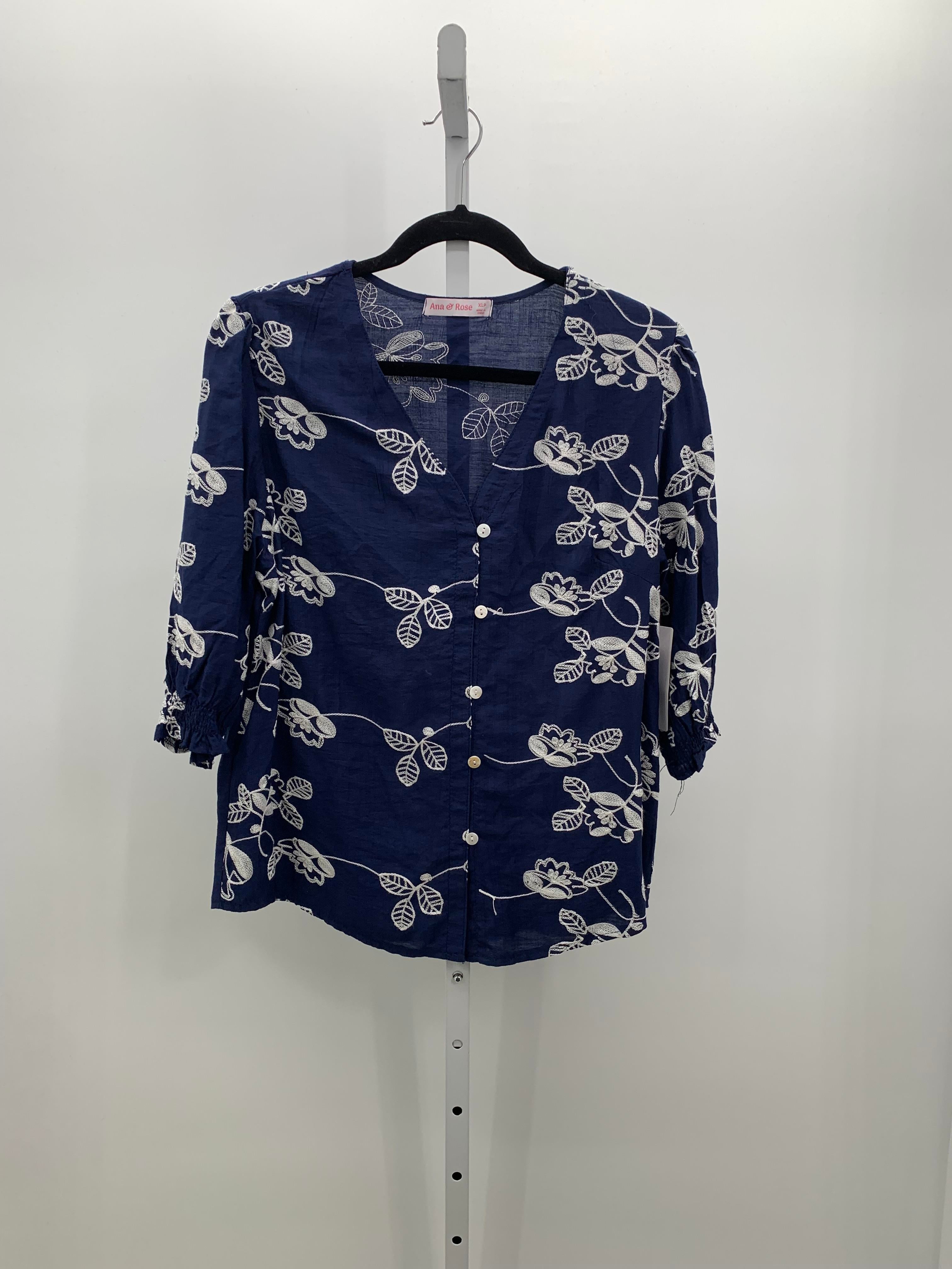Size X Large Petite Petite 3/4 Sleeve Shirt