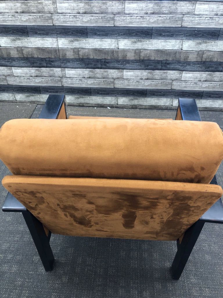 ORANGE FABRIC CHAIR W/WOOD BASE.