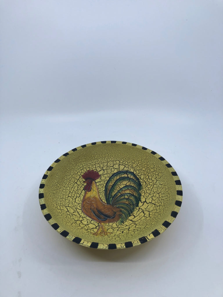 BLACK AND YELLOW WOOD ROOSTER BOWL.