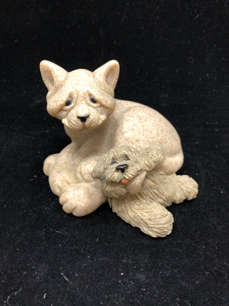 "CARI & DON" CAT/DOG FIGURINE - QUARRY CRITTERS.