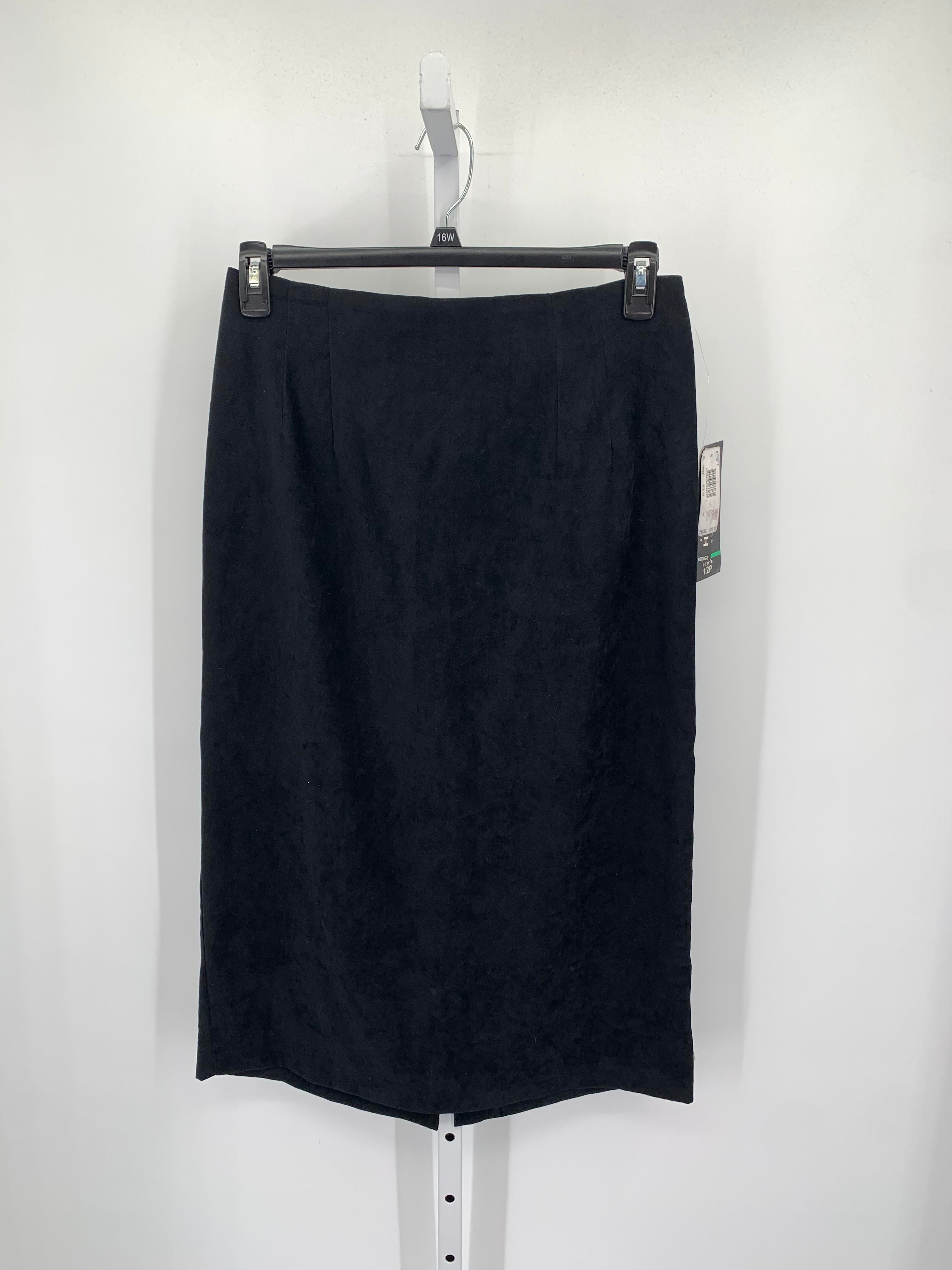 Briggs Size 12 Petite Petite Skirt