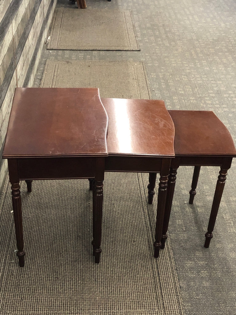 3PC DRK WOOD NESTING END TABLES.