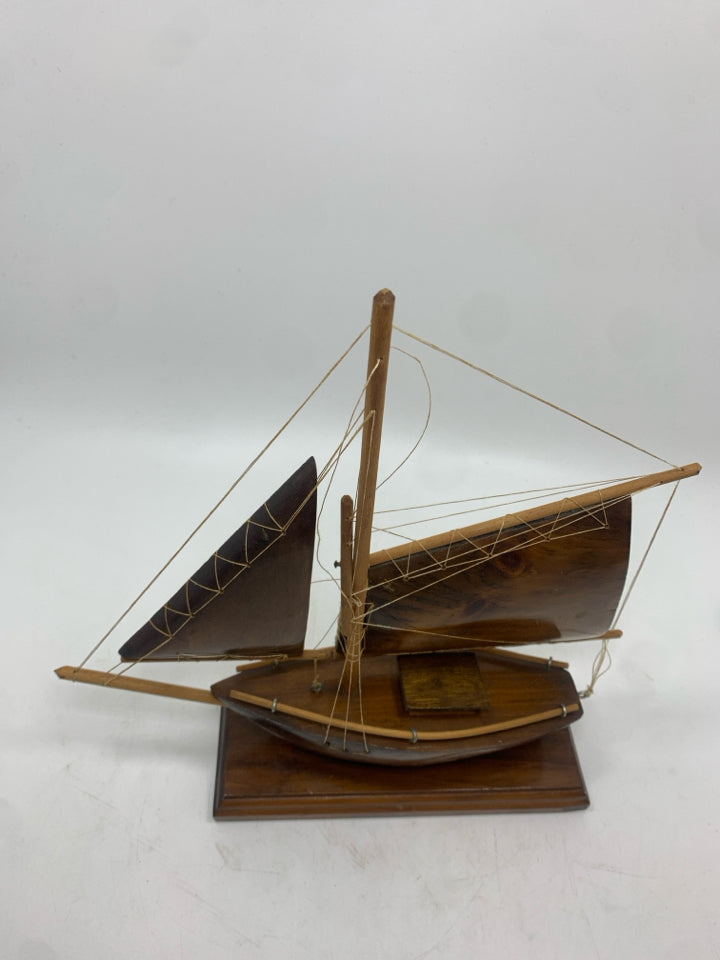 WOOD SAILBOAT W/WOOD SAILS.