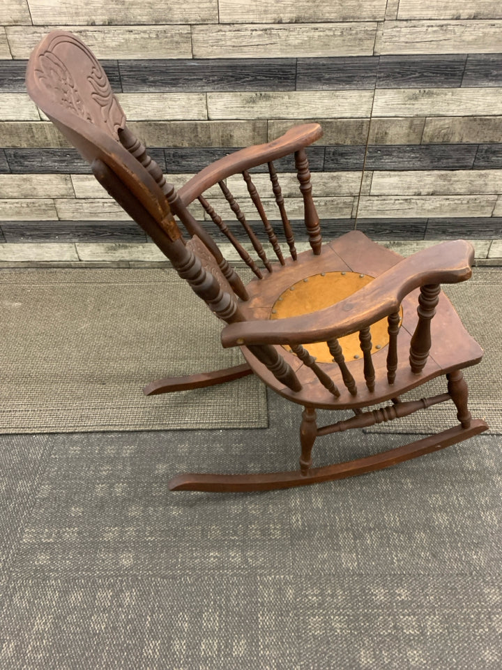 VTG DARK WOOD RAM CARVED ROCKING CHAIR.