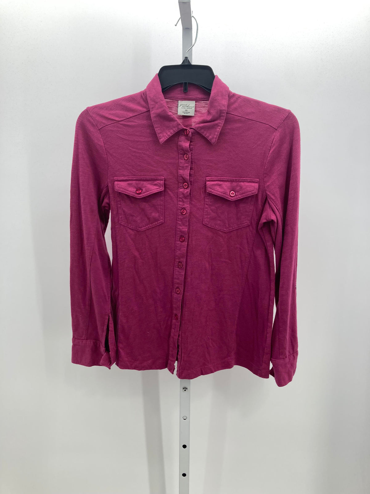Great Northwest Size Medium Misses Long Sleeve Shirt