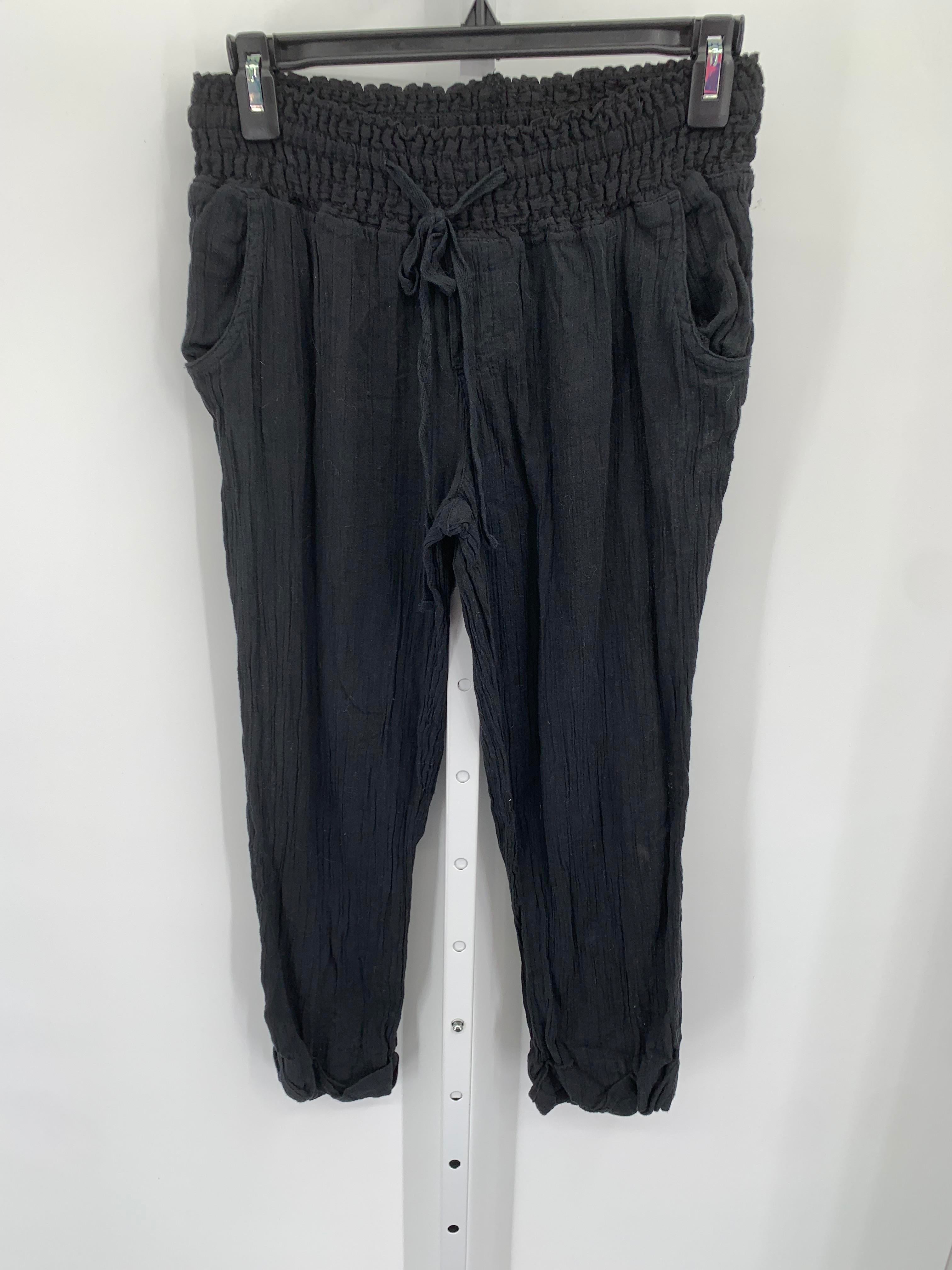 Old Navy Size Medium Misses Capri Pants