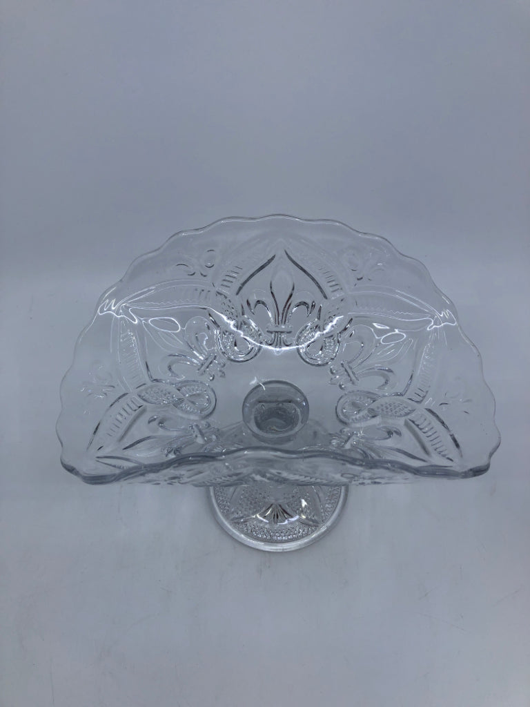 VTG FOLDED EDGE COMPOTE CANDY DISH.