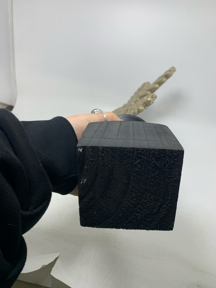 BLACK WOOD BASE W/ SPARKLE SNOWFLAKE.