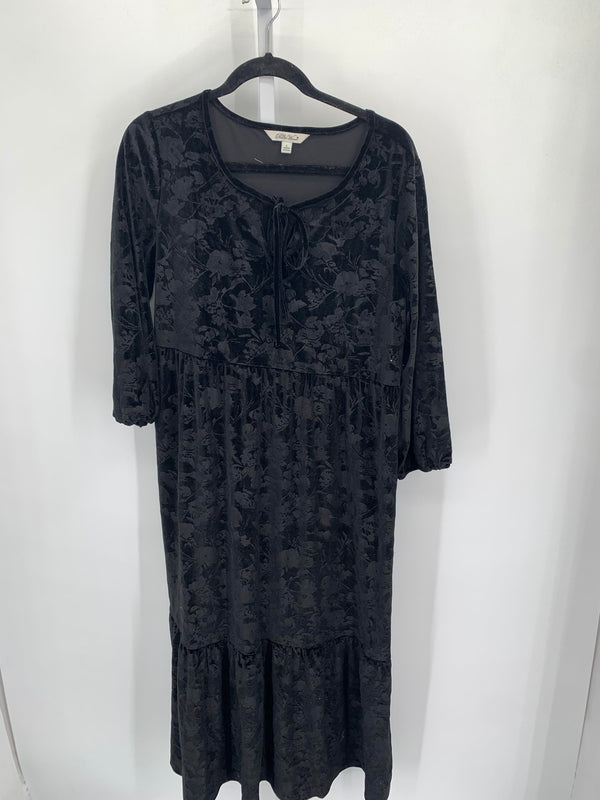 Size Large Misses Long Sleeve Dress