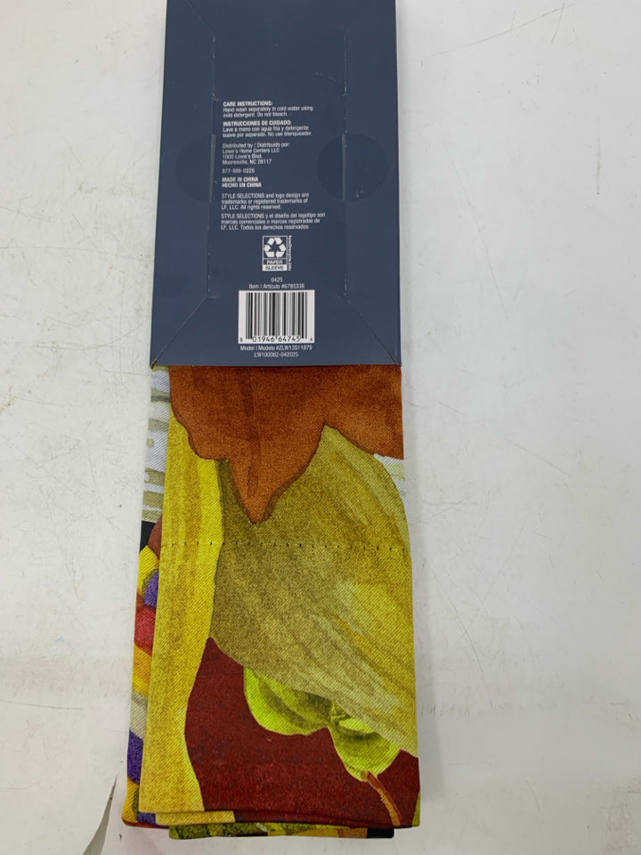 NIP FALL THEMED HOUSE FLAG.