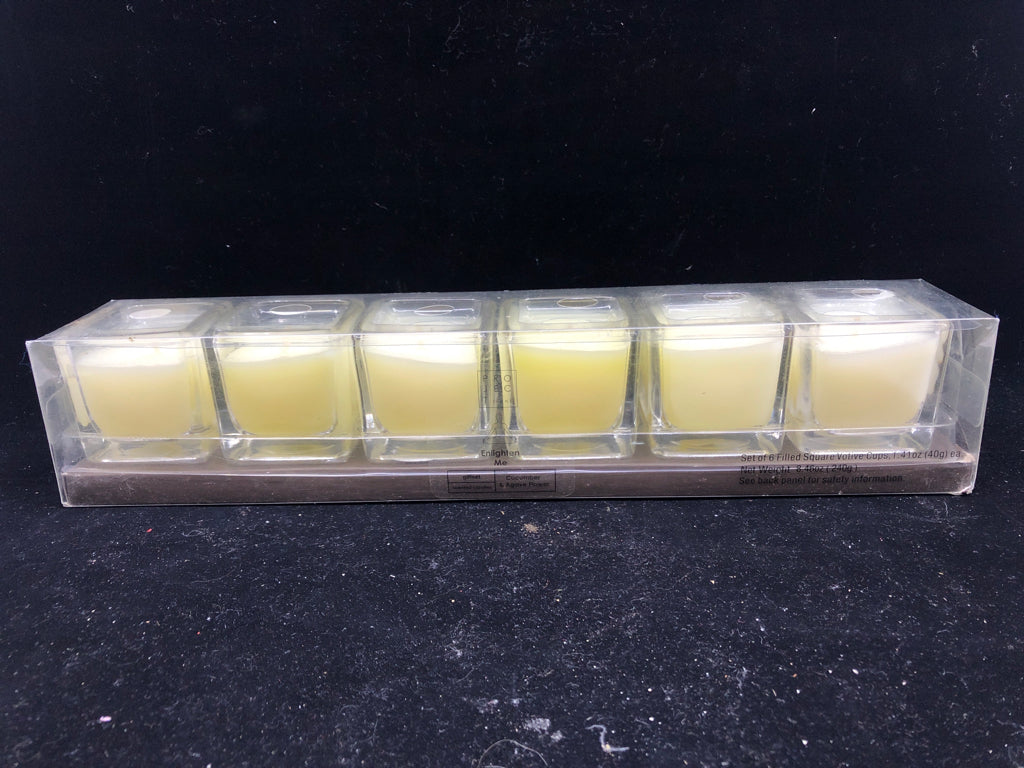 NIB ENLIGHTEN ME CANDLE.