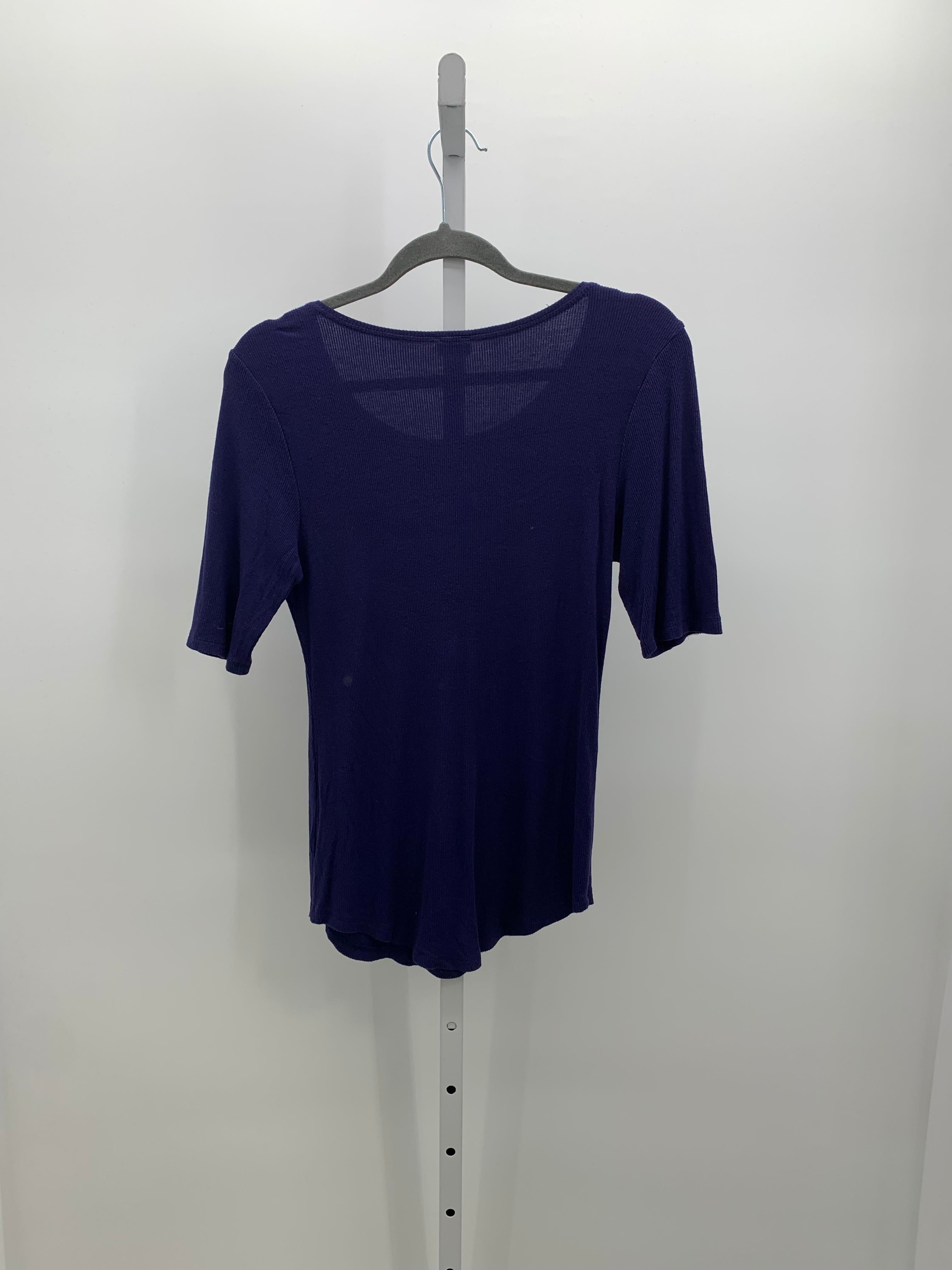 Cable & Gauge Size Medium Misses Short Sleeve Shirt