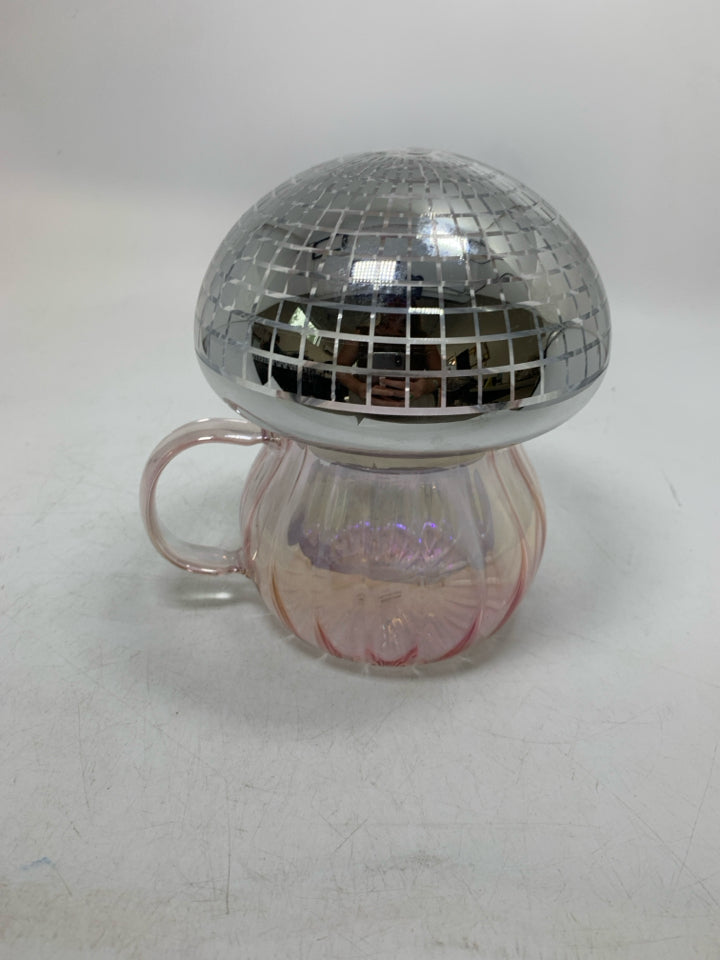 DELICATE IRIDESCENT MUG W/ DISCO BALL CAP.