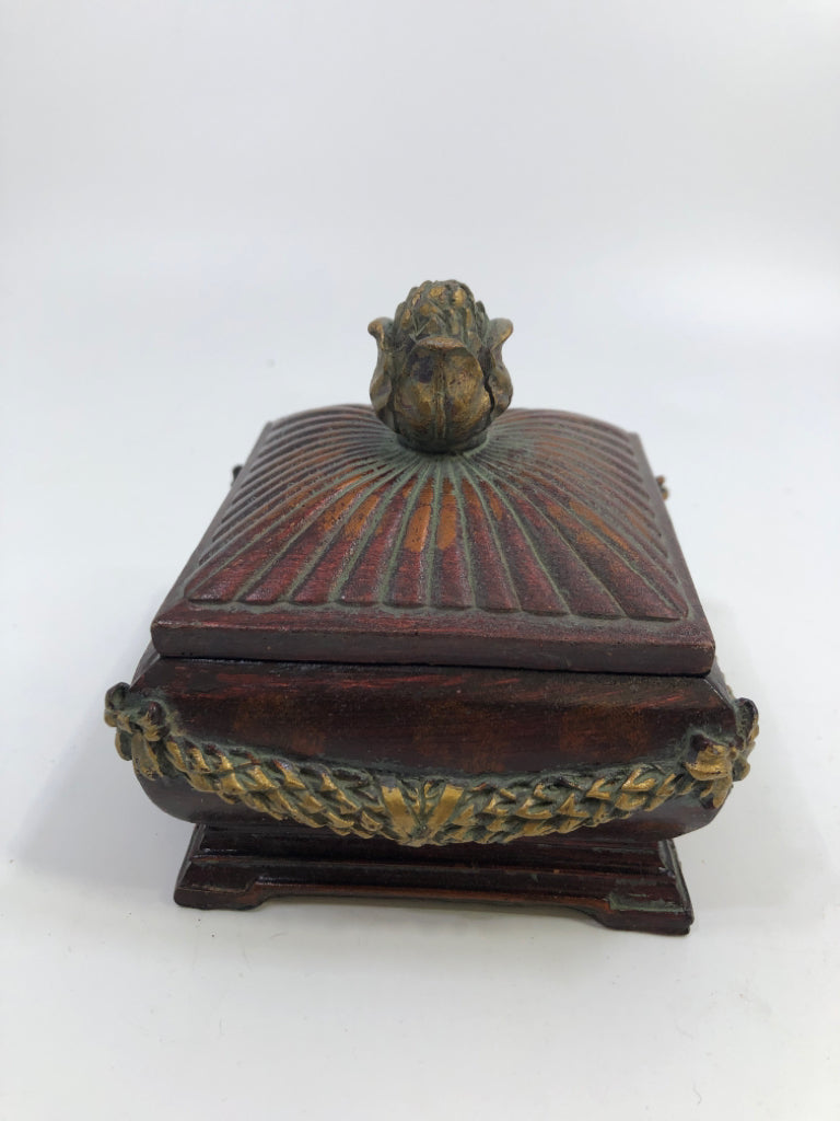 VTG WOODEN BOX W/ACORN TOP.