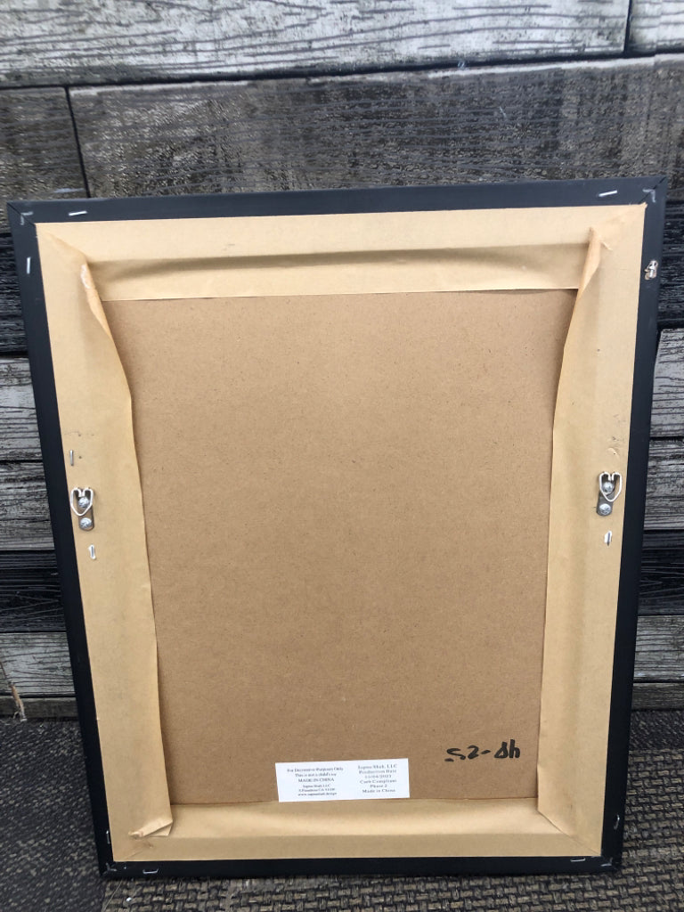 ALNUS COMMUNIS FLOWER PRINT IN RUSTIC GREY WOOD FRAME.