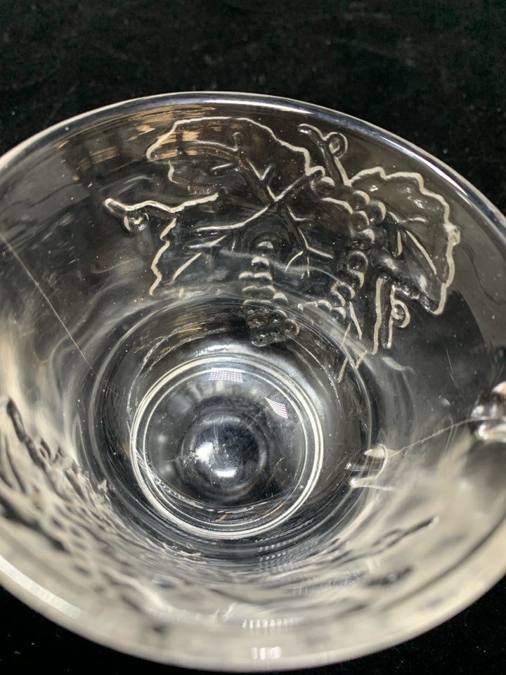 8 LEAF EMBOSSED CLEAR GLASS MUGS.