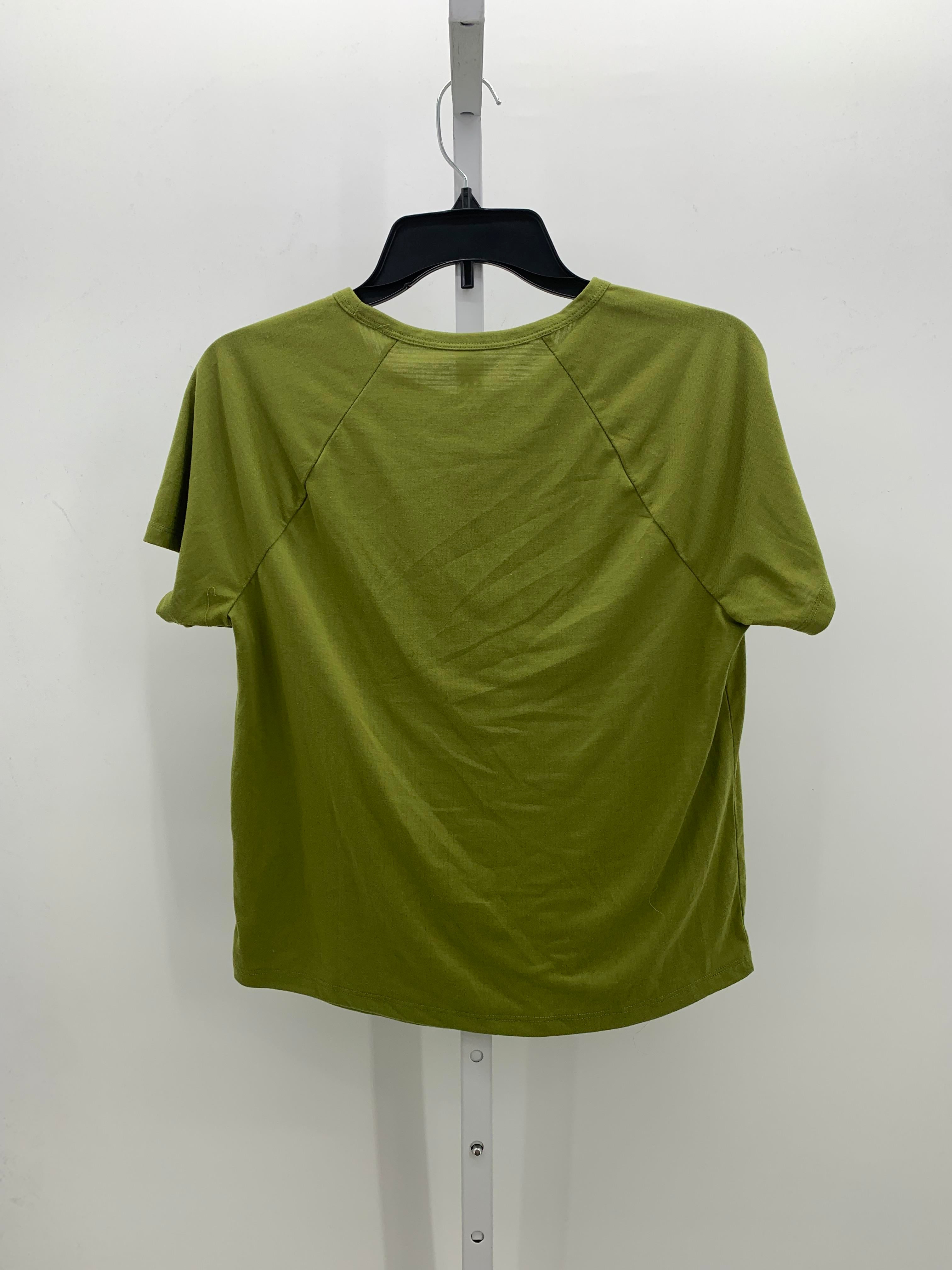Title Nine Size Small Misses Short Sleeve Shirt
