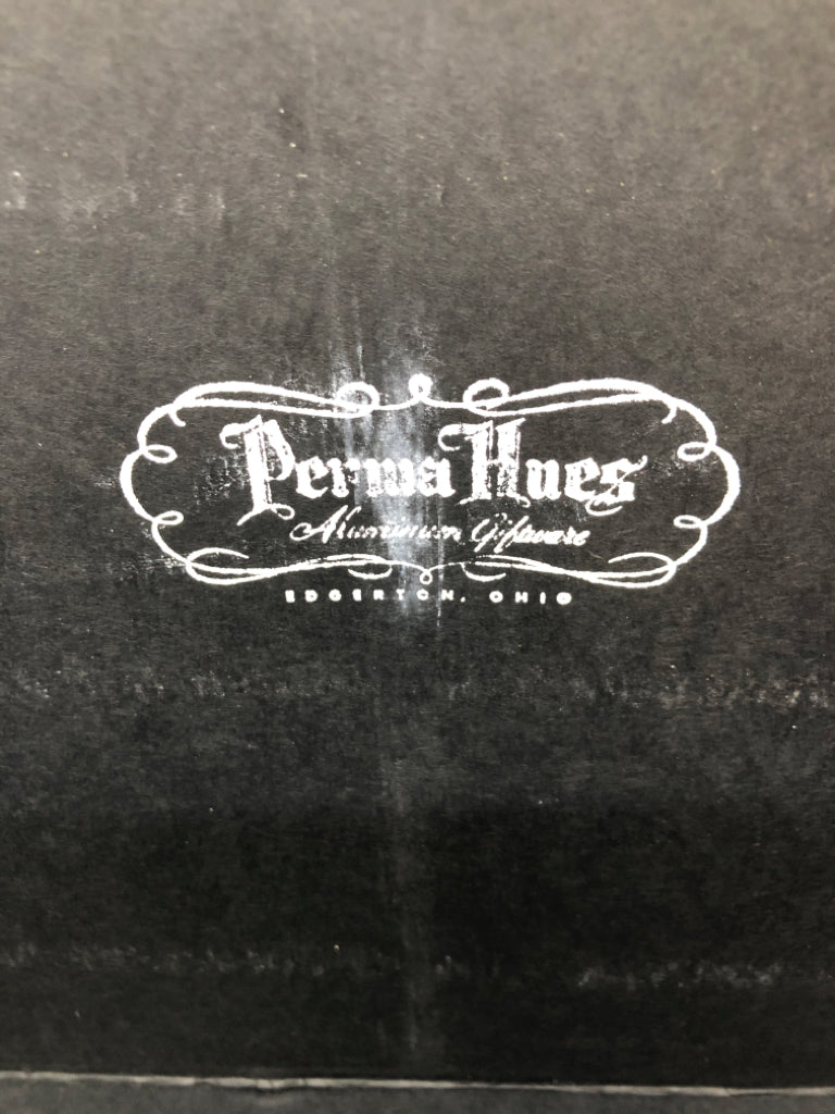 8 PERMA HUES ALUMINUM RAINBOW TUMBLERS- IN BOX