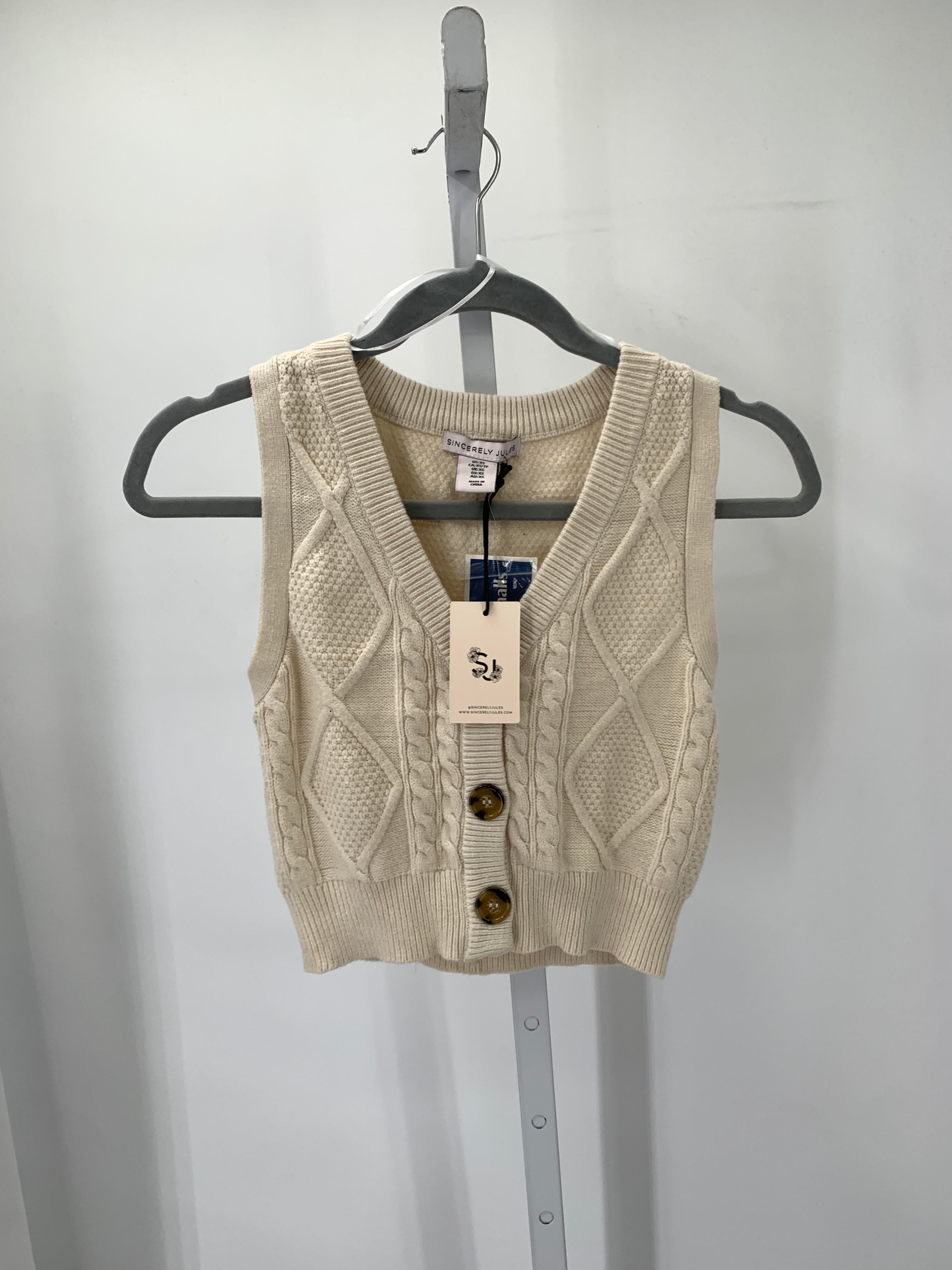 Size X Small Juniors Vest