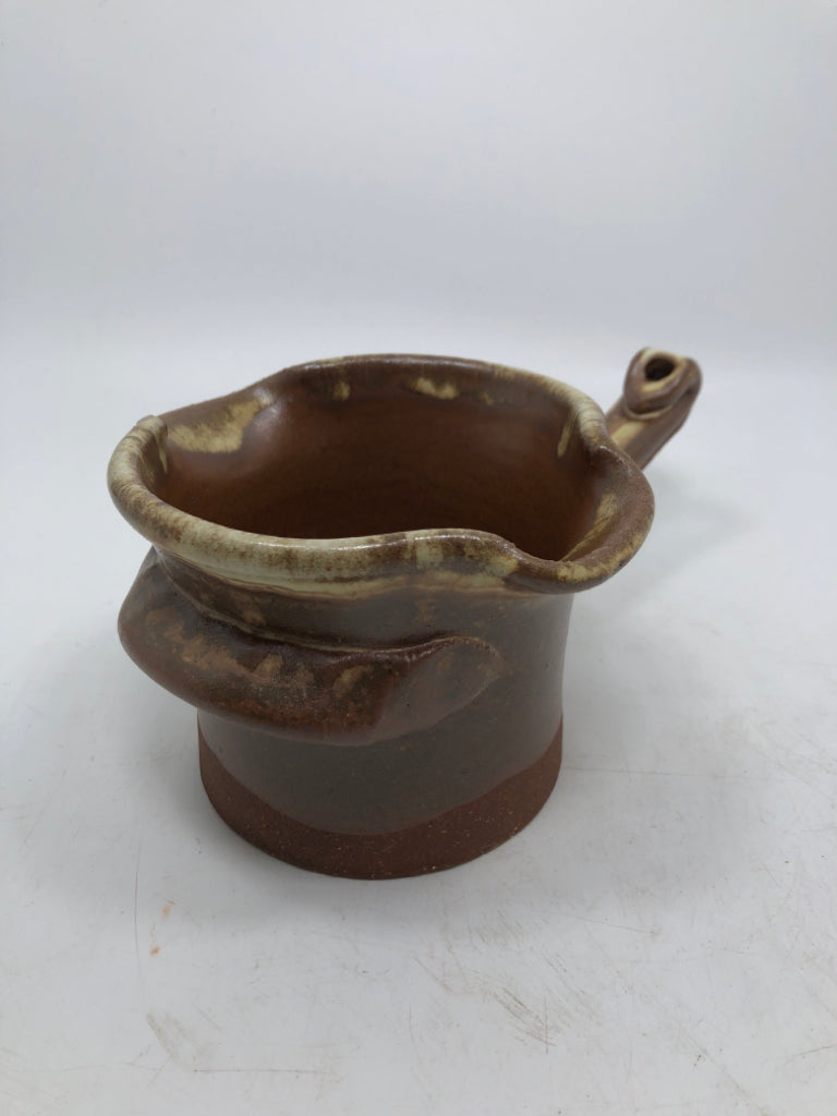 BROWN GLAZED POTTERY BUTTER WARMER.
