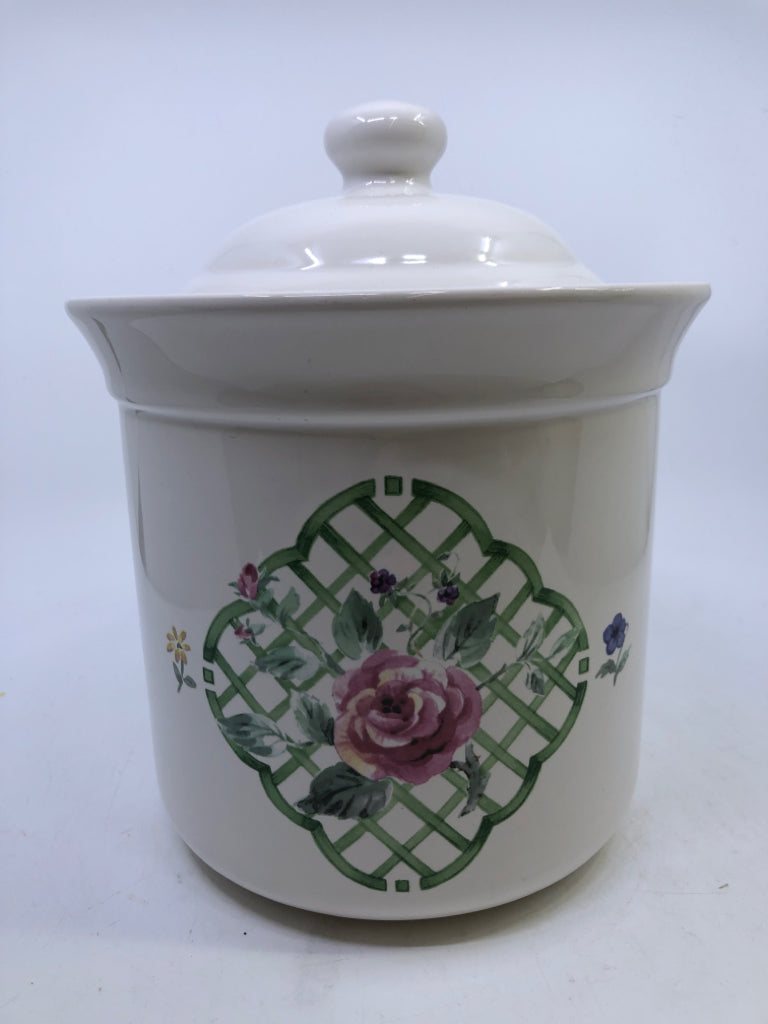 LARGE FLORAL DESIGN COVERED CANISTER.