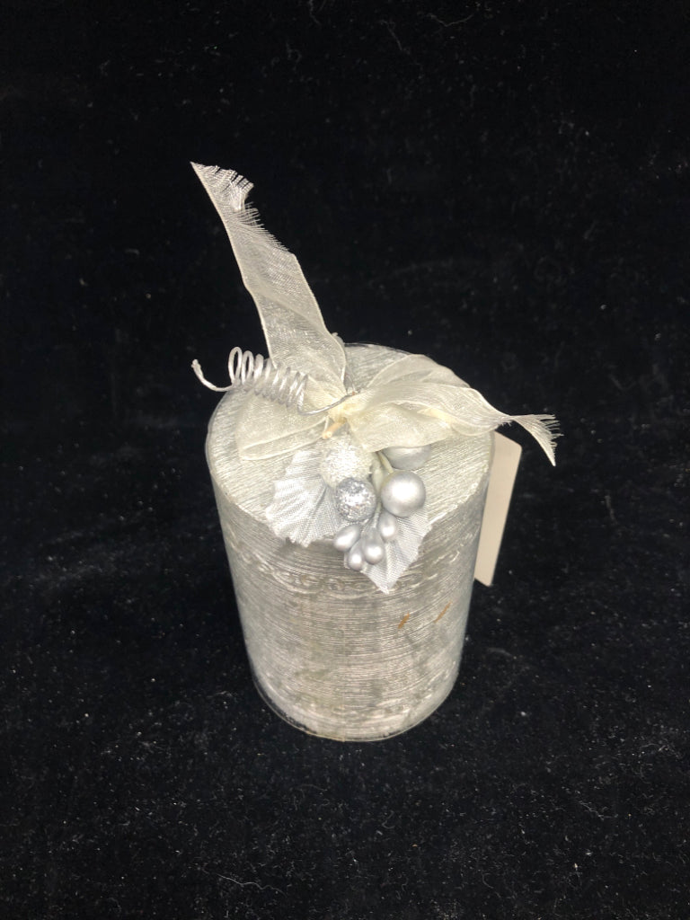 NEW SILVER PILLAR CANDLE.