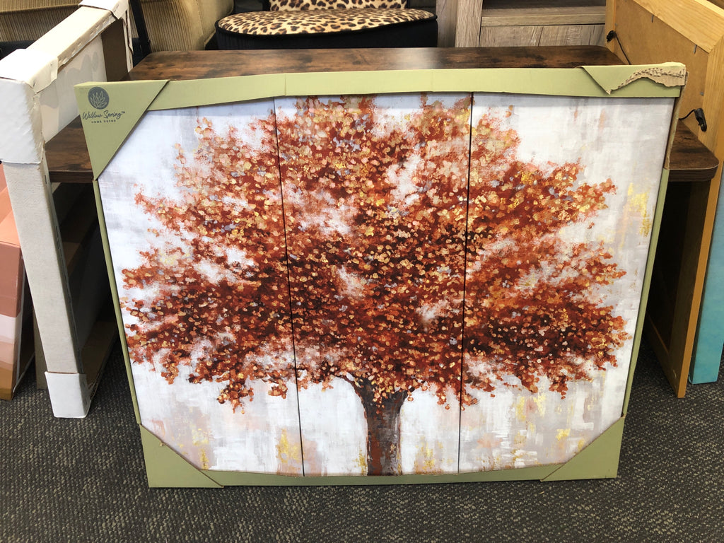 RED TREE CANVAS W/GOLD ACCENTS.
